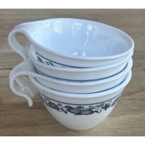 Vintage Corelle By Corning Old Town Blue Onion Hook Cups - Set of 4